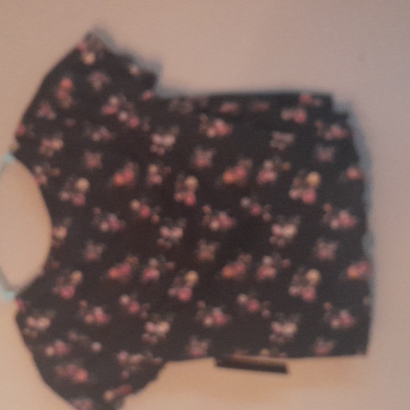 No Boundaries top - Picture 6 of 9